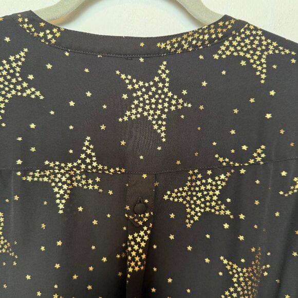 Torrid Harper Black & Gold V-Neck Top Size 1 - Picture 2 of 8